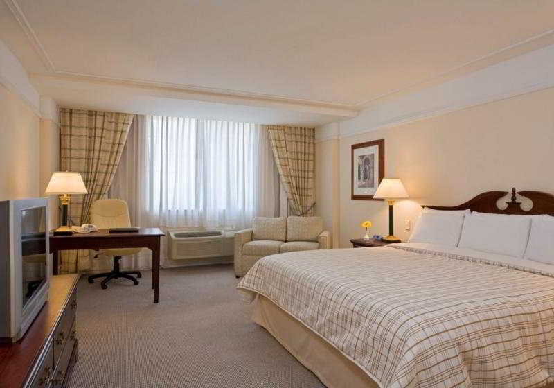 ホテル クリスタル サテライト マリア バルバラ Tlalnepantla  エクステリア 写真 A room at the InterContinental